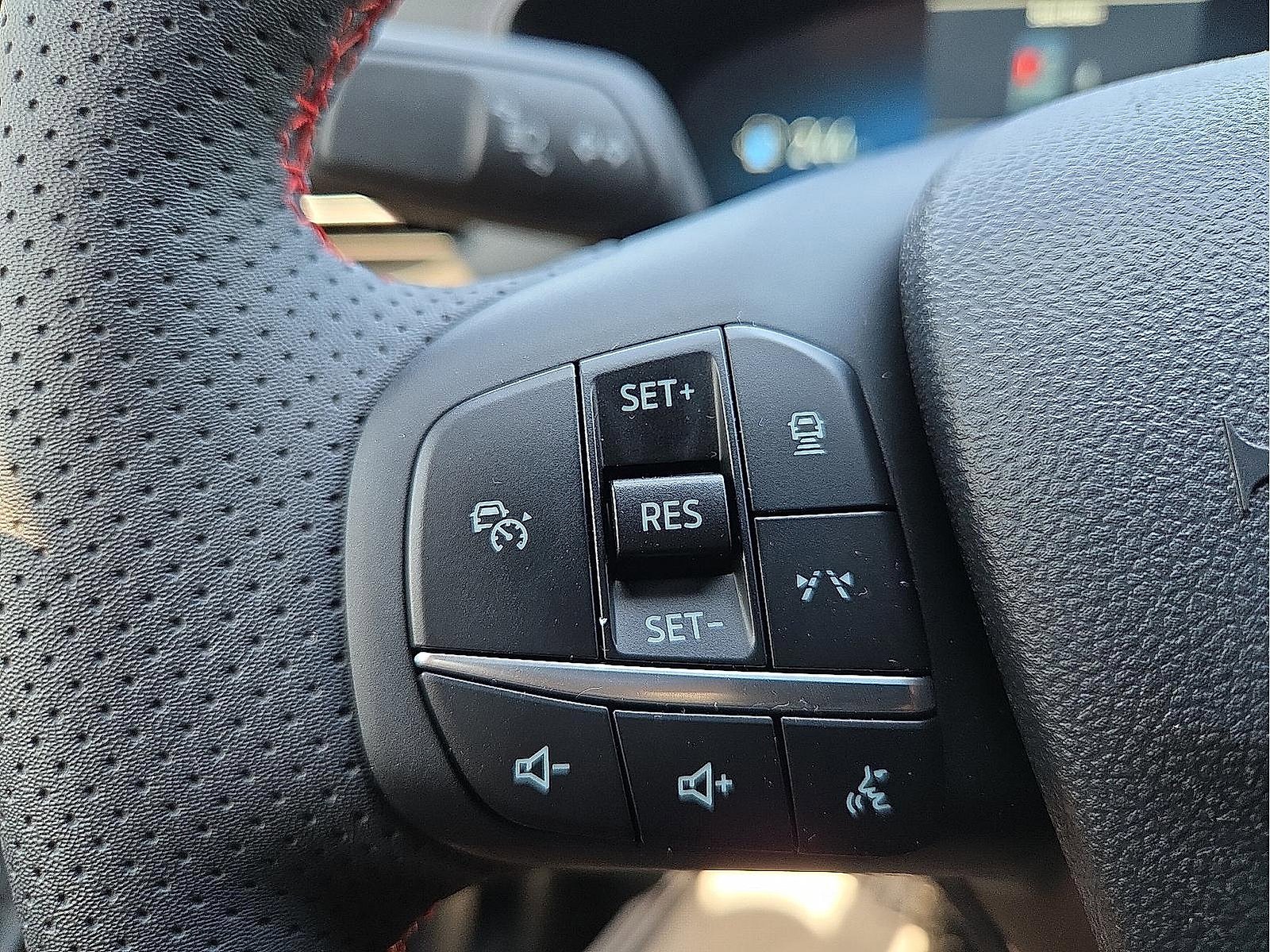 Used 2023 Ford Escape ST-Line Elite w/ Premium Technology Package image 22