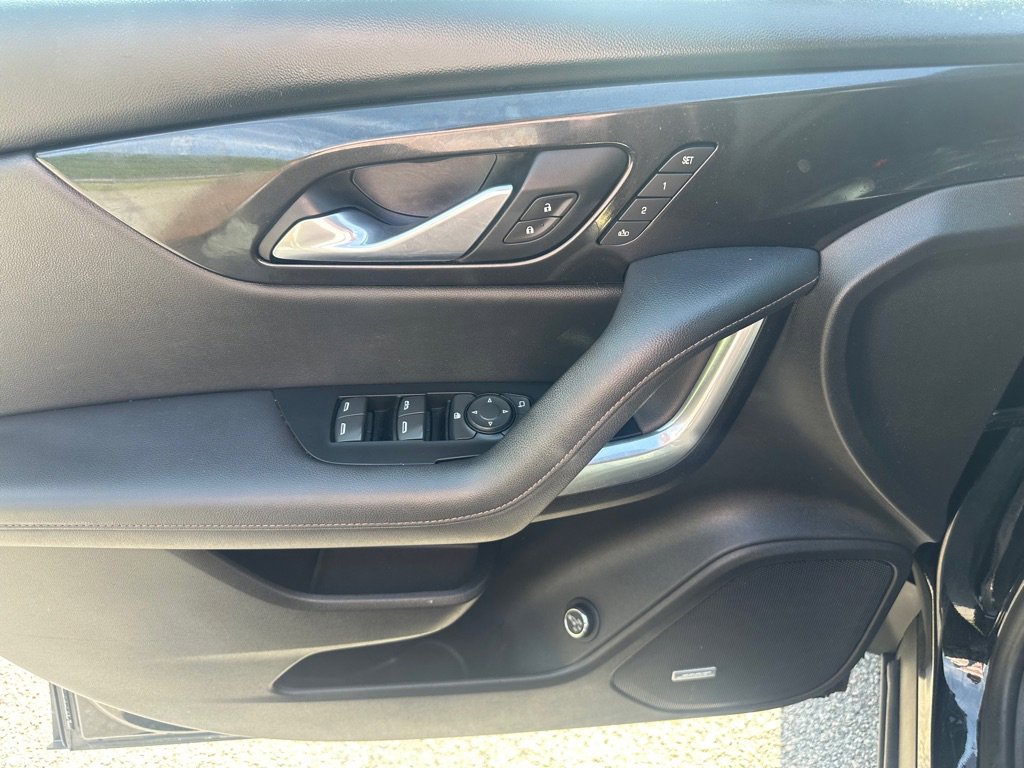 Used 2019 Chevrolet Blazer Premier w/ Sun and Wheels Package AWD/4WD image 13
