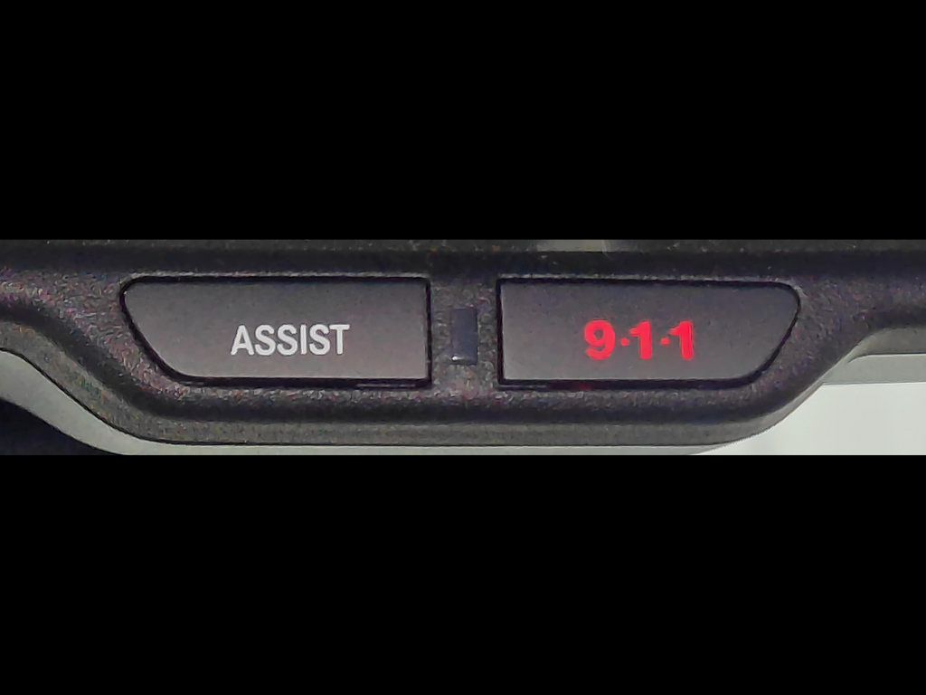 Used 2017 RAM 1500 Laramie w/ Convenience Group AWD/4WD image 11