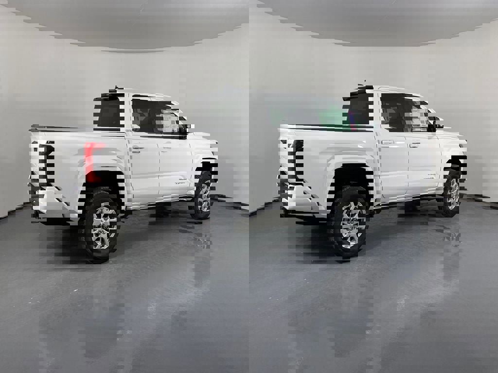 New 2025 Toyota Tacoma SR5 image 4