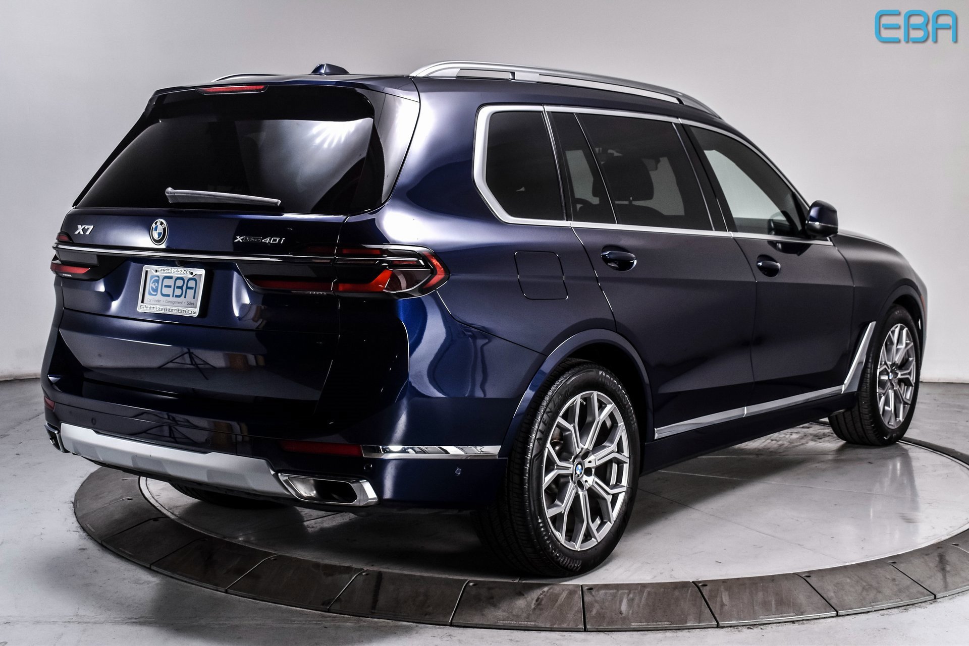 Used 2023 BMW X7 xDrive40i w/ Premium Package image 6