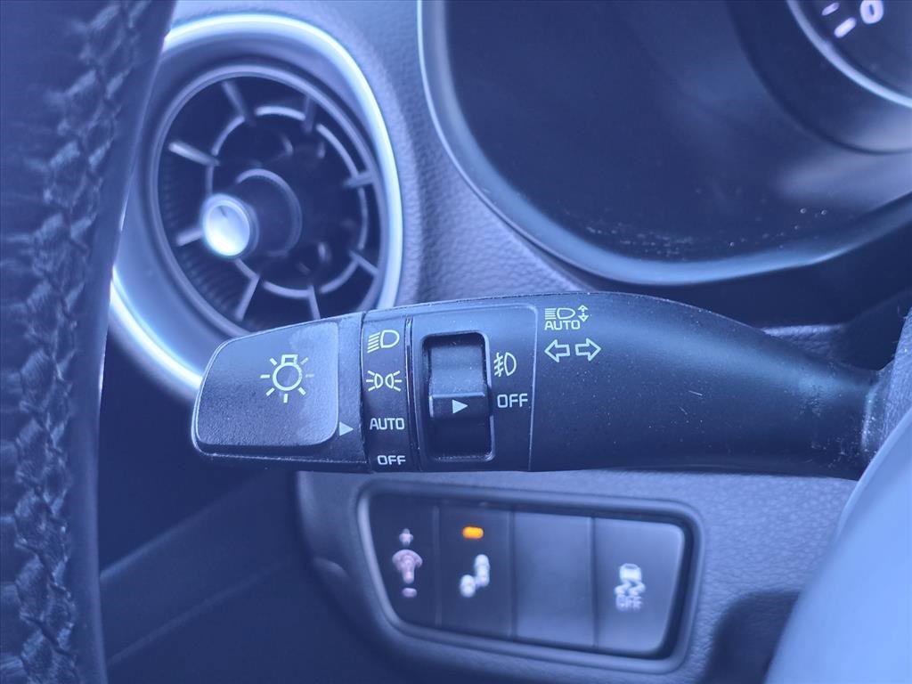 Used 2023 Kia Forte GT-Line image 23