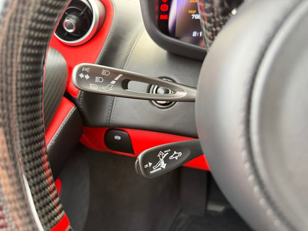 Used 2019 McLaren 600LT image 36