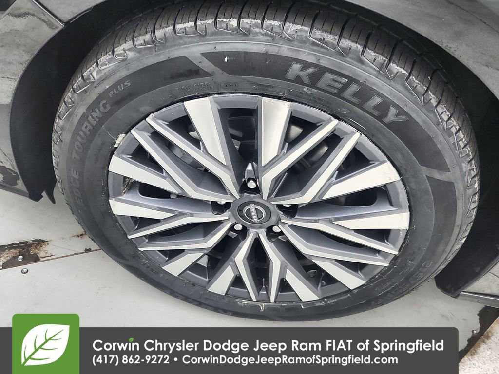 Used 2023 Nissan Altima 2.5 SV image 33