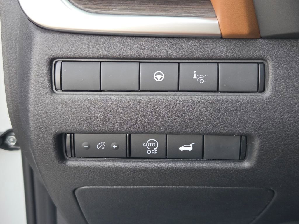 New 2026 Nissan Rogue Platinum image 25