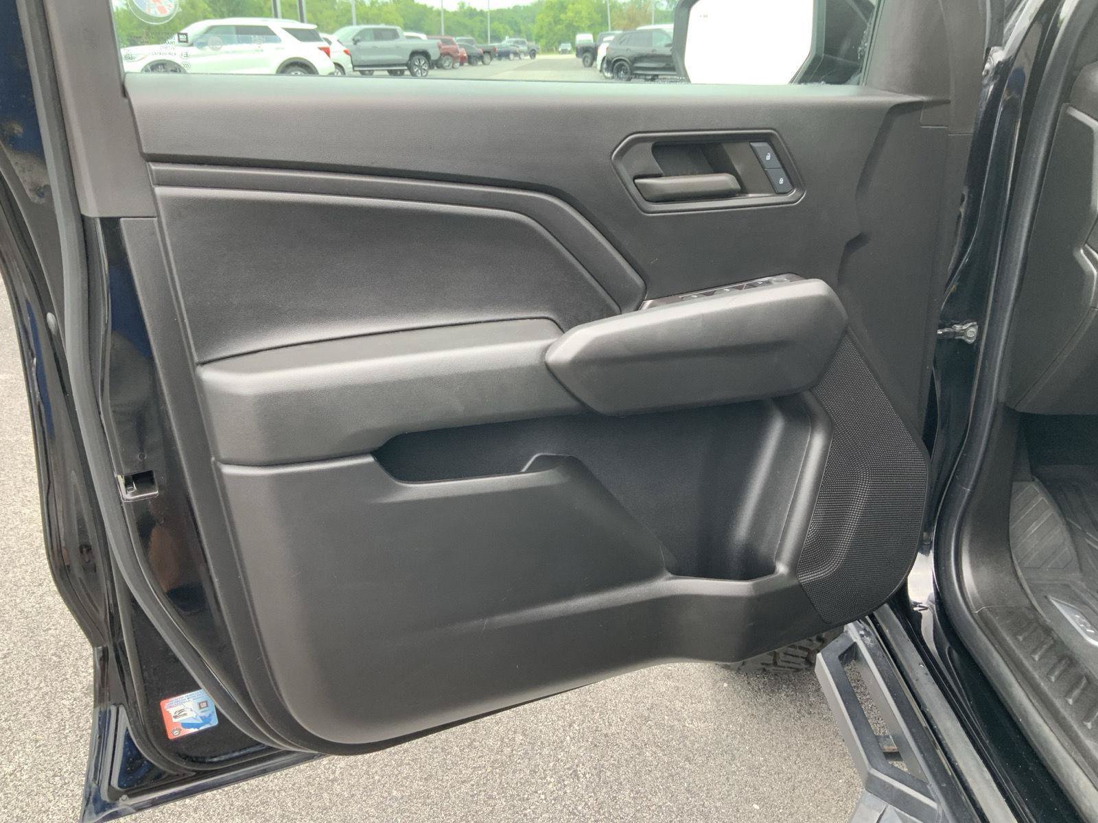Used 2024 Chevrolet Colorado Trail Boss w/ LPO, Skid Plate Package AWD/4WD image 22