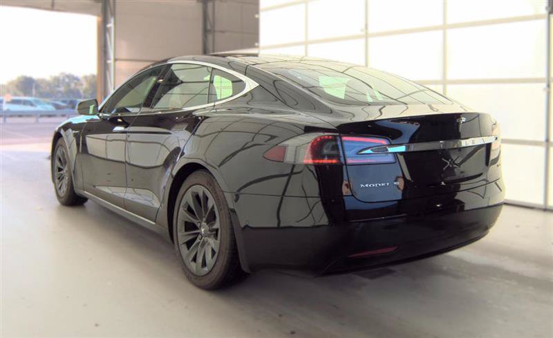 Used 2018 Tesla Model S 100D AWD/4WD image 9