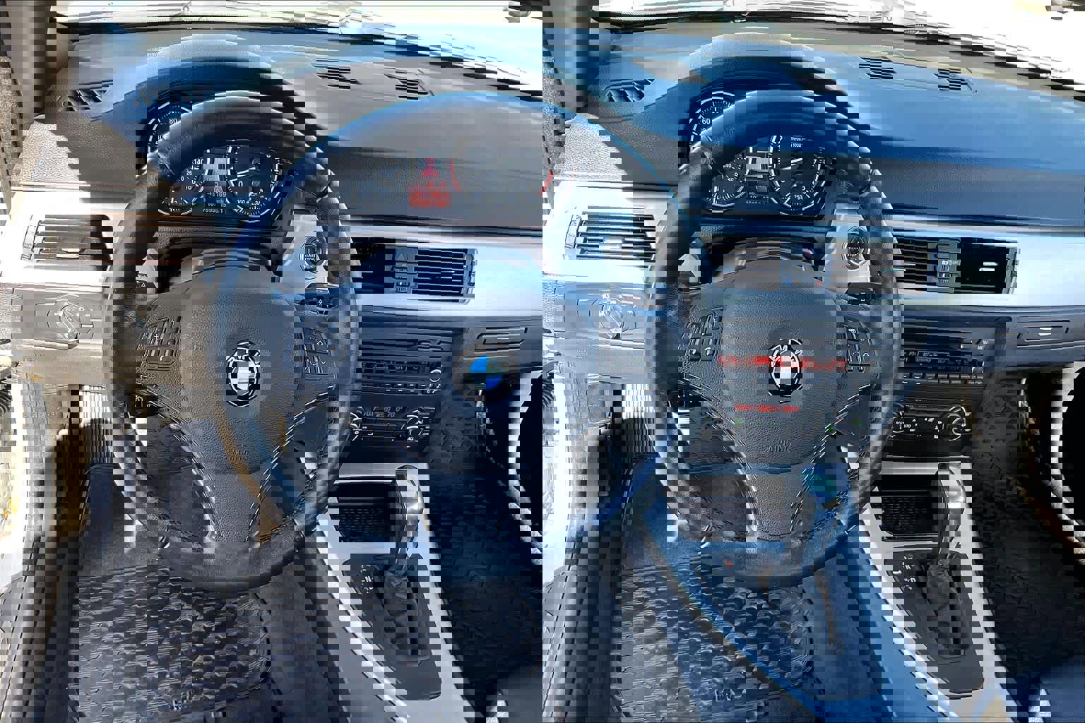 Used 2012 BMW 328i Convertible image 5