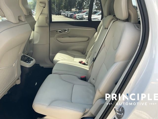 Certified 2022 Volvo XC90 T5 Momentum FWD image 23