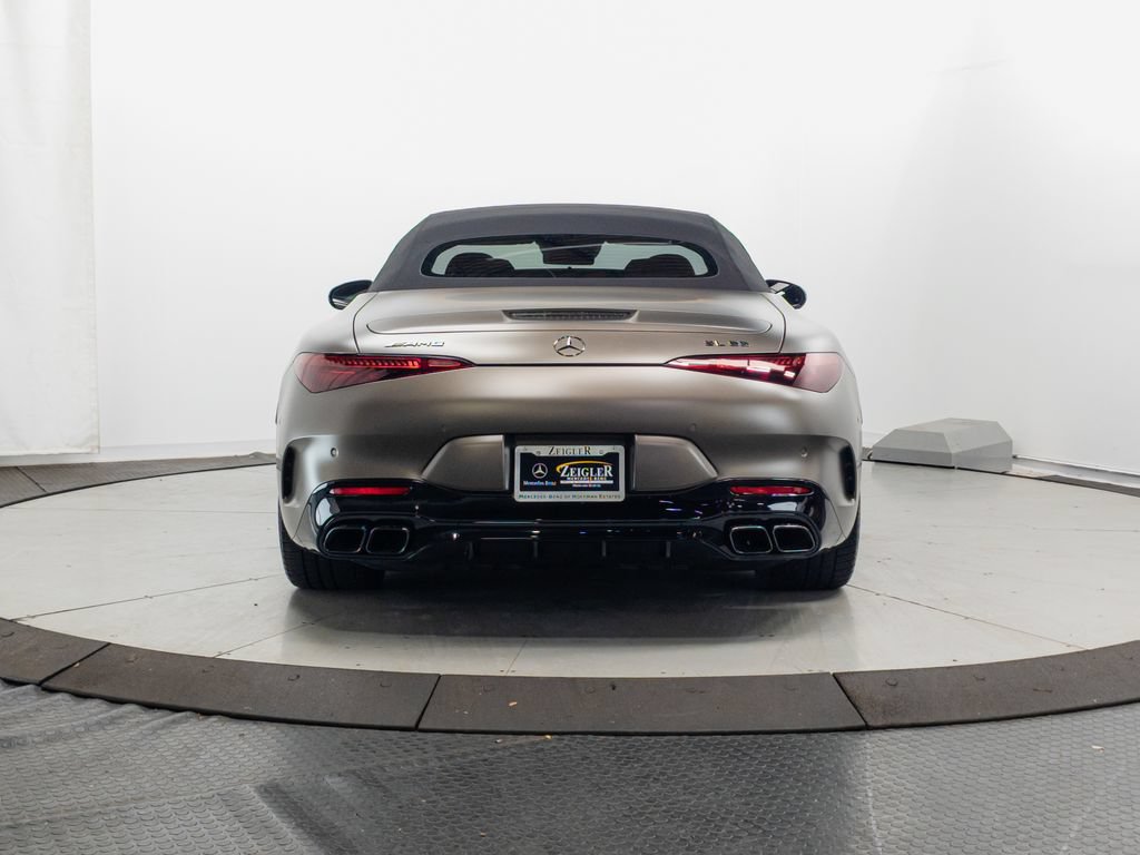 Used 2022 Mercedes-Benz SL 55 AMG 4MATIC w/ Driver Assistance Package image 32