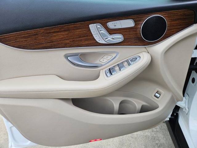 Used 2022 Mercedes-Benz GLC 300 4MATIC image 19