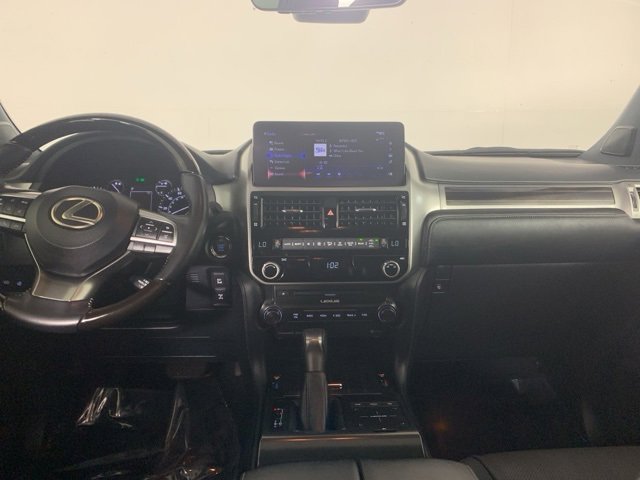 Used 2023 Lexus GX 460 Premium w/ Premium Package image 10