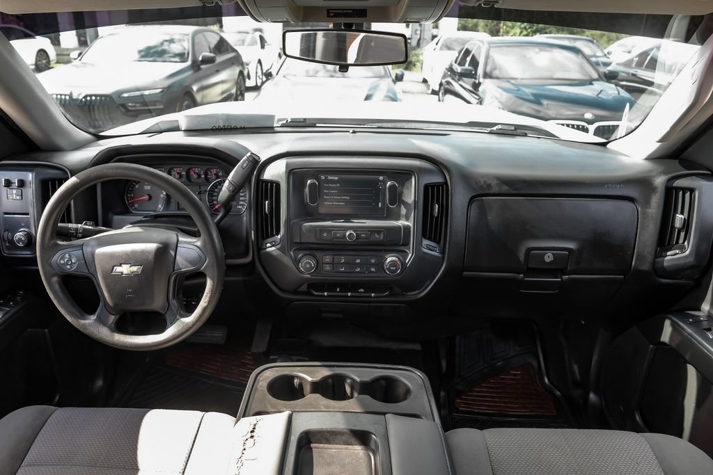 Used 2018 Chevrolet Silverado 1500 W/T w/ Trailering Package AWD/4WD image 10
