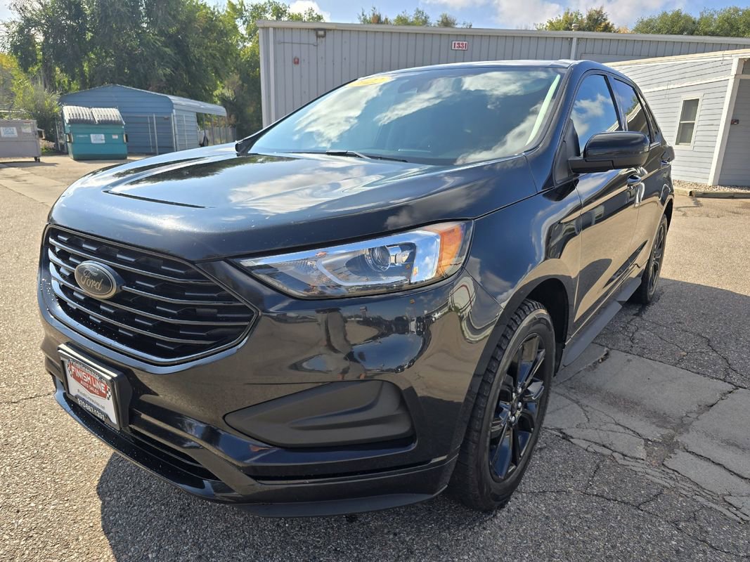 Used 2022 Ford Edge SE w/ Black Appearance Package image 11