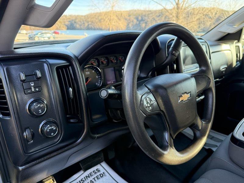 Used 2019 Chevrolet Silverado 2500 W/T image 16