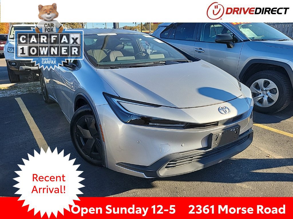 Used 2023 Toyota Prius LE FWD image 1