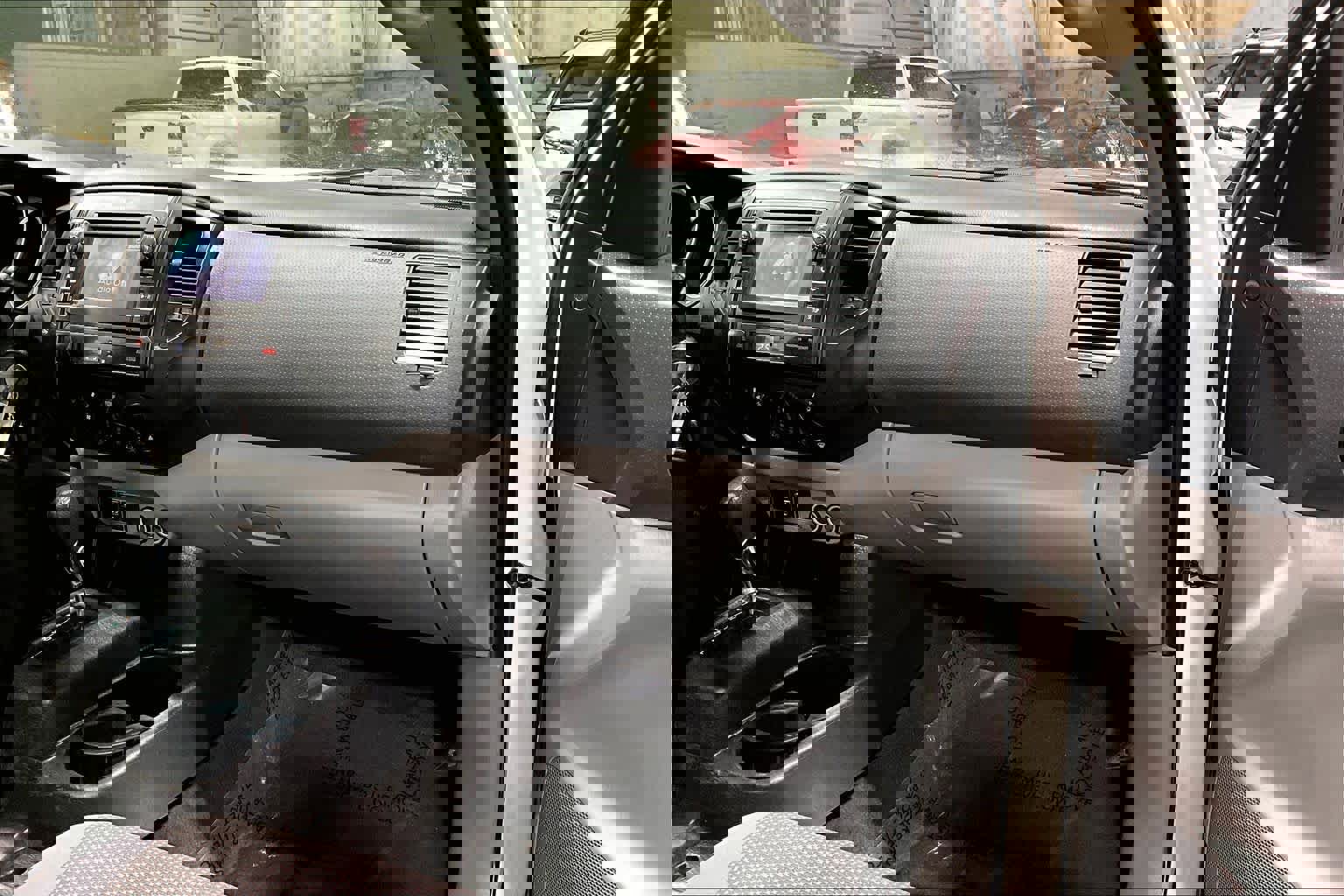 Used 2013 Toyota Tacoma 2WD Regular Cab image 16