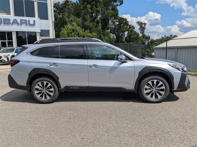 New 2025 Subaru Outback Touring image 4