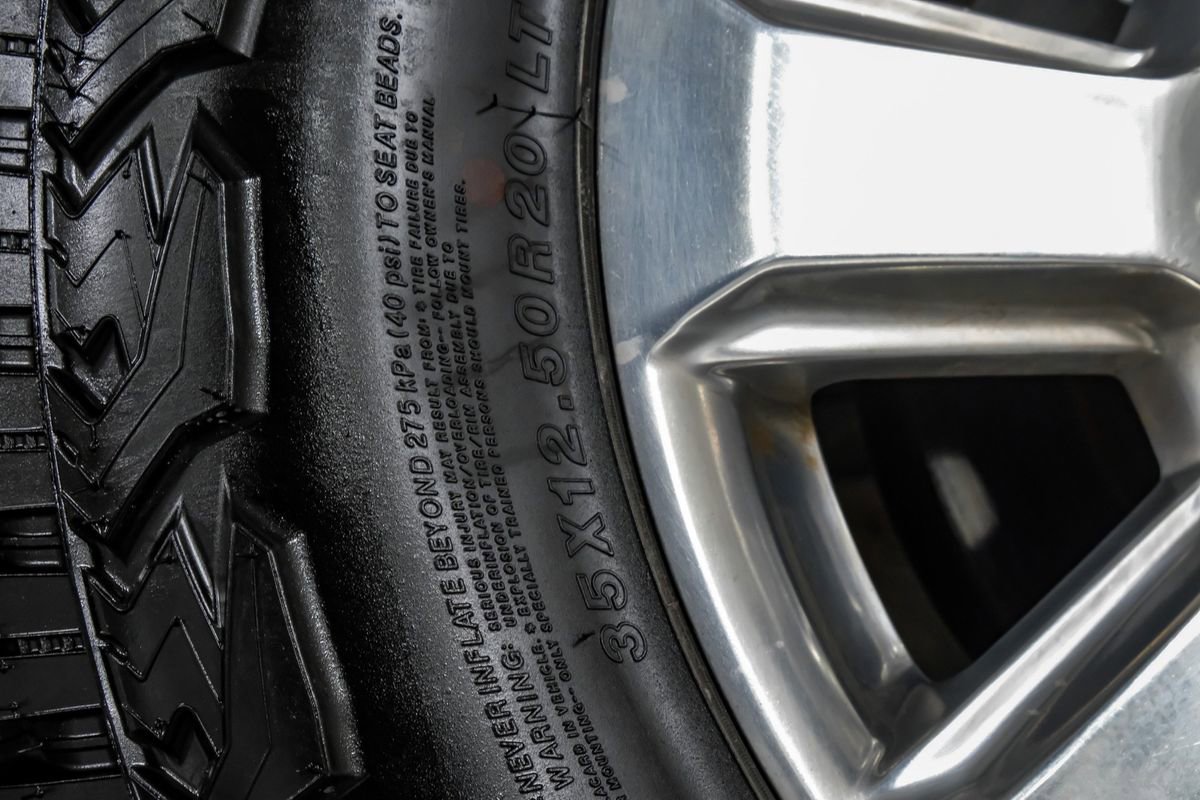 Used 2017 Ford F250 Platinum w/ FX4 Off-Road Package image 58