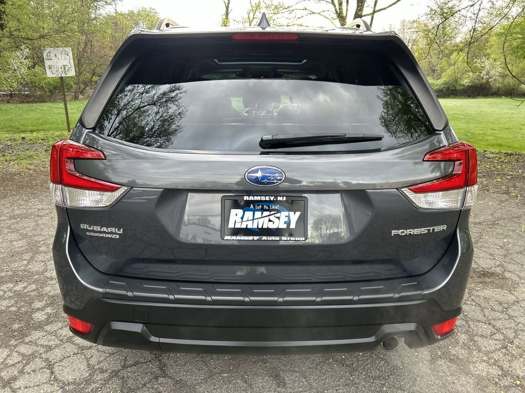 Certified 2023 Subaru Forester Limited AWD/4WD image 26