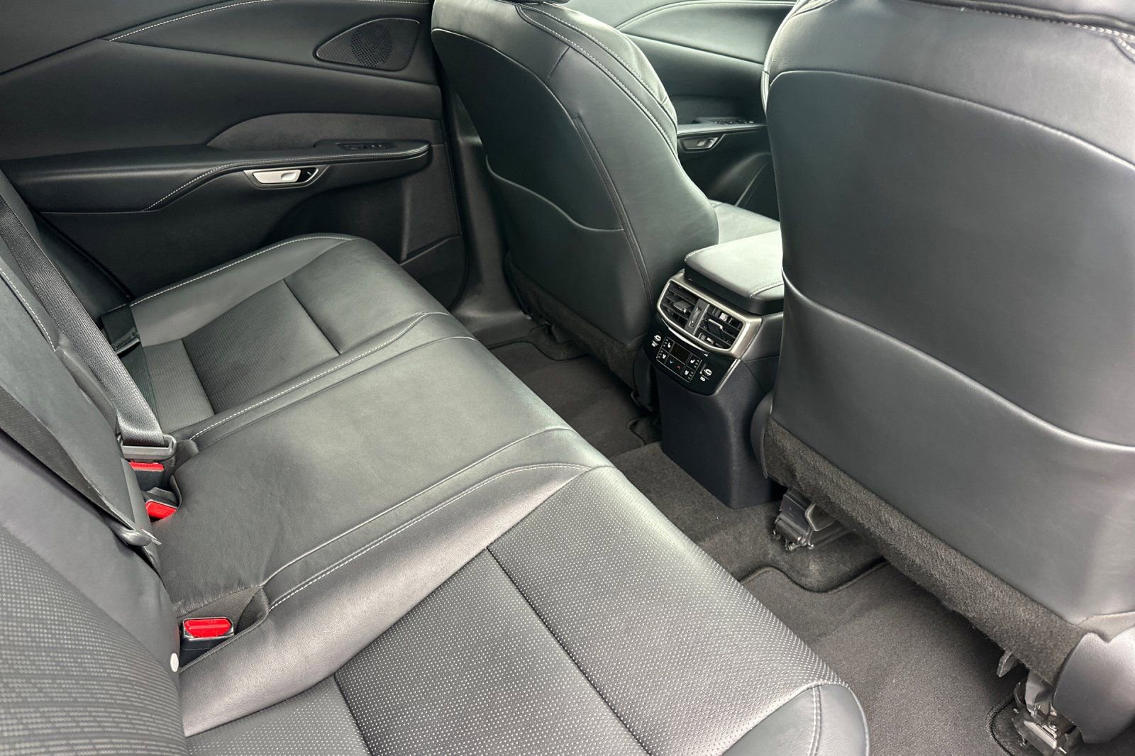 Used 2023 Lexus RX 350 w/ Cold Area Package image 18