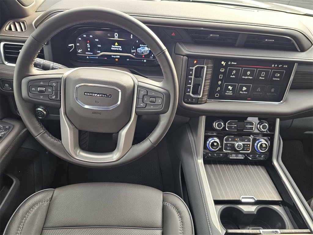 Used 2024 GMC Yukon Denali image 21