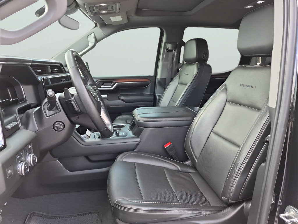Used 2024 GMC Sierra 1500 Denali w/ Denali Reserve Package AWD/4WD image 18