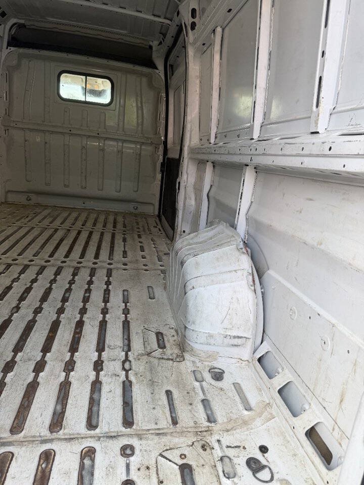 Used 2025 RAM ProMaster 3500 w/ Convenience Group FWD image 13