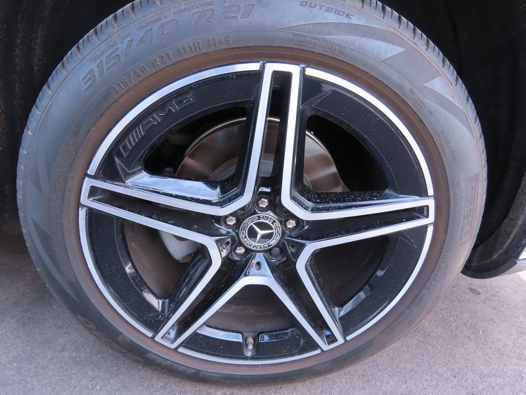 Used 2024 Mercedes-Benz GLS 450 4MATIC image 16