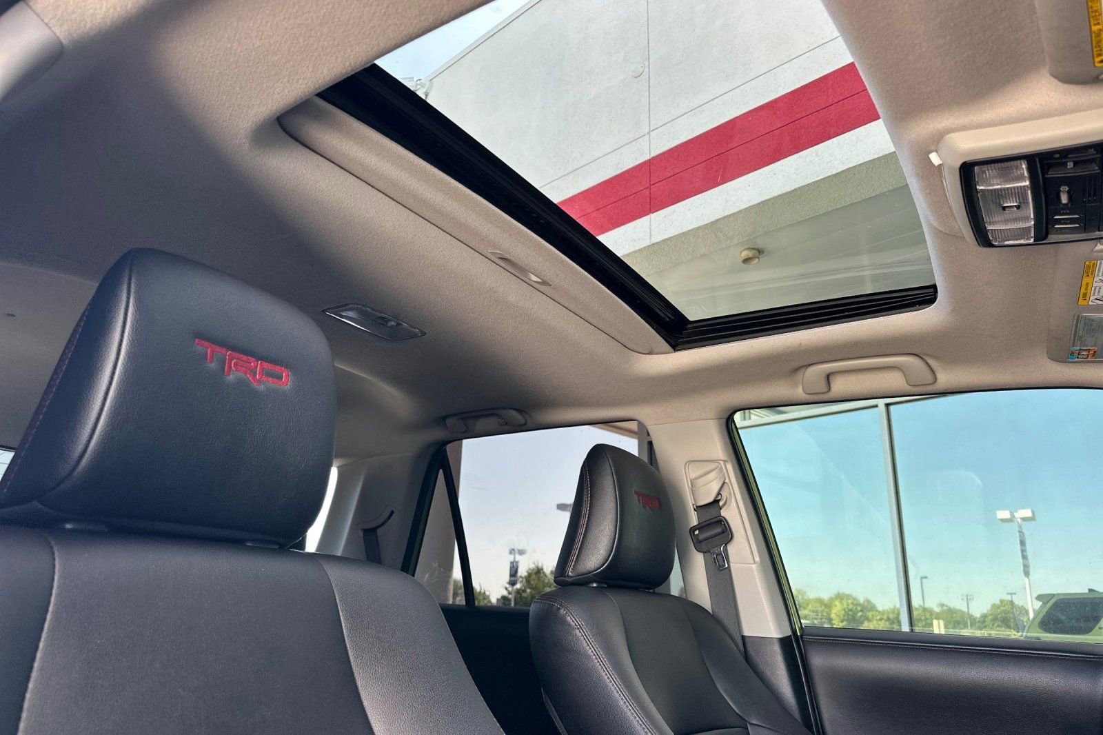 Used 2022 Toyota 4Runner TRD Pro AWD/4WD image 17