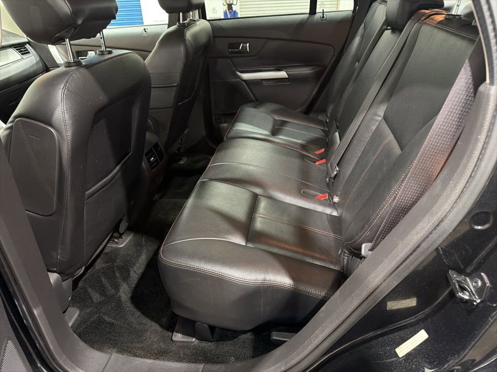 Used 2014 Ford Edge SEL w/ Equipment Group 205A AWD/4WD image 9