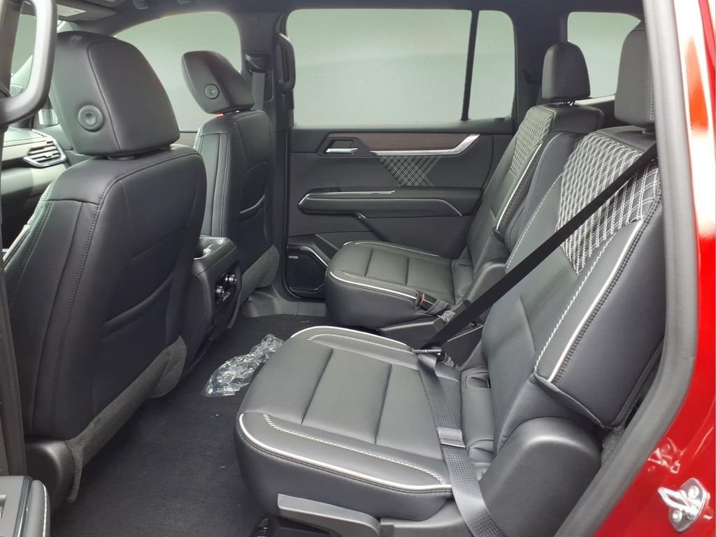 New 2026 GMC Acadia Denali w/ Super Cruise Package AWD/4WD image 5