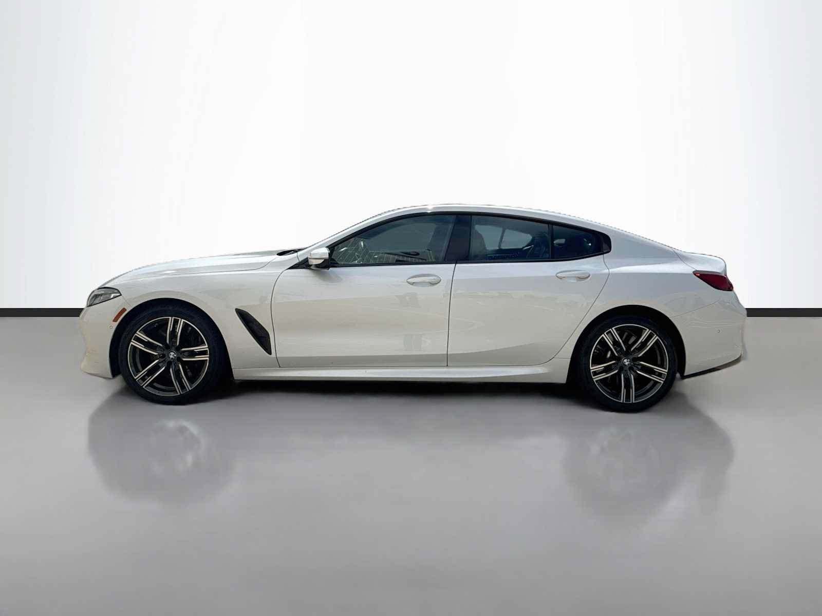 Used 2025 BMW 840i xDrive w/ M Sport Professional Package AWD/4WD image 5