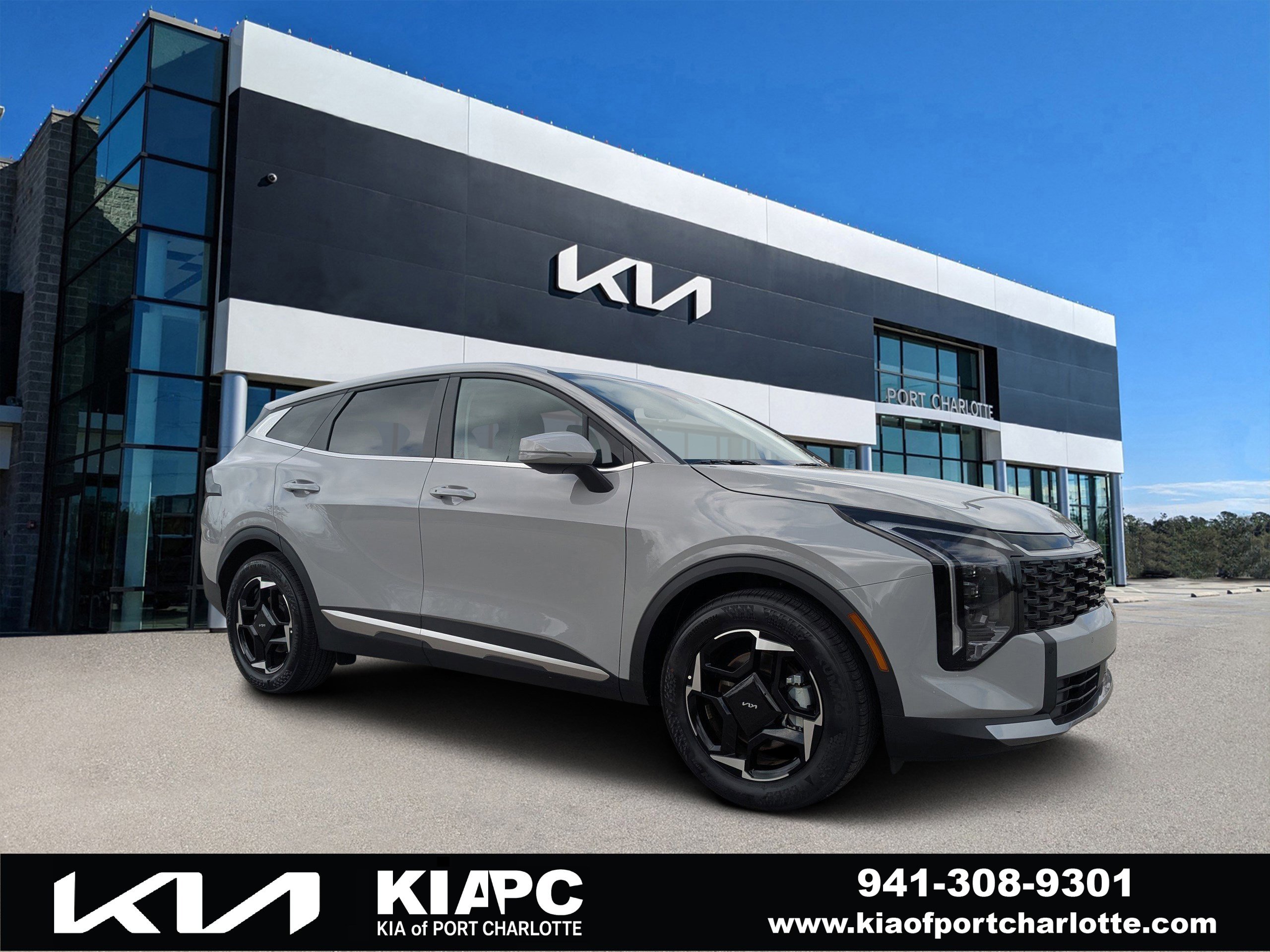 Used 2026 Kia Sportage EX image 1