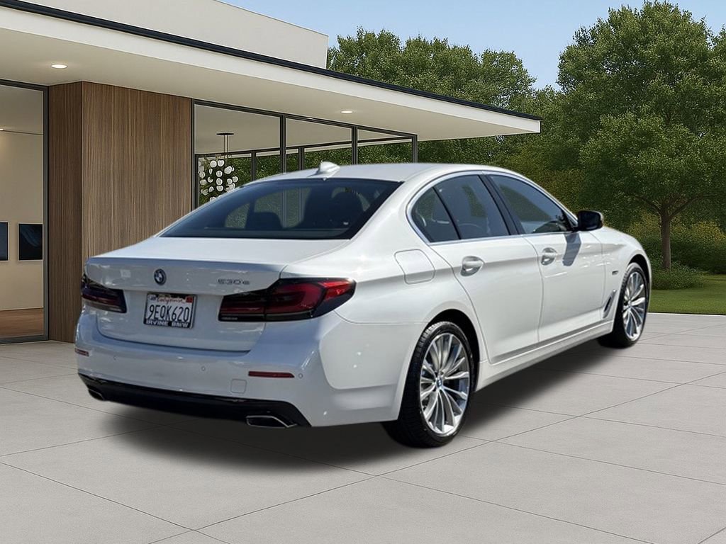 Certified 2023 BMW 530e w/ Premium Package image 8