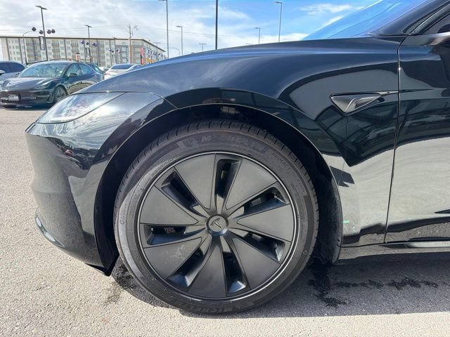 Used 2024 Tesla Model 3 Long Range AWD/4WD image 5
