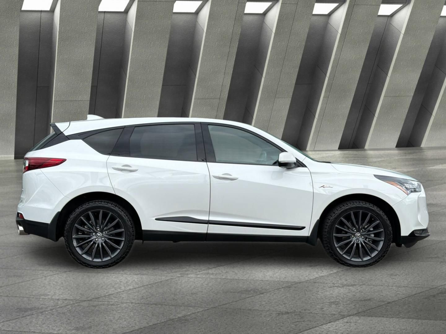 Used 2022 Acura RDX AWD image 2