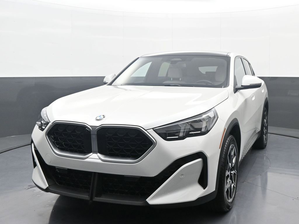New 2026 BMW X2 xDrive28i w/ Technology Package AWD/4WD image 1