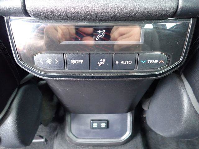 Certified 2021 Toyota Highlander XLE image 19