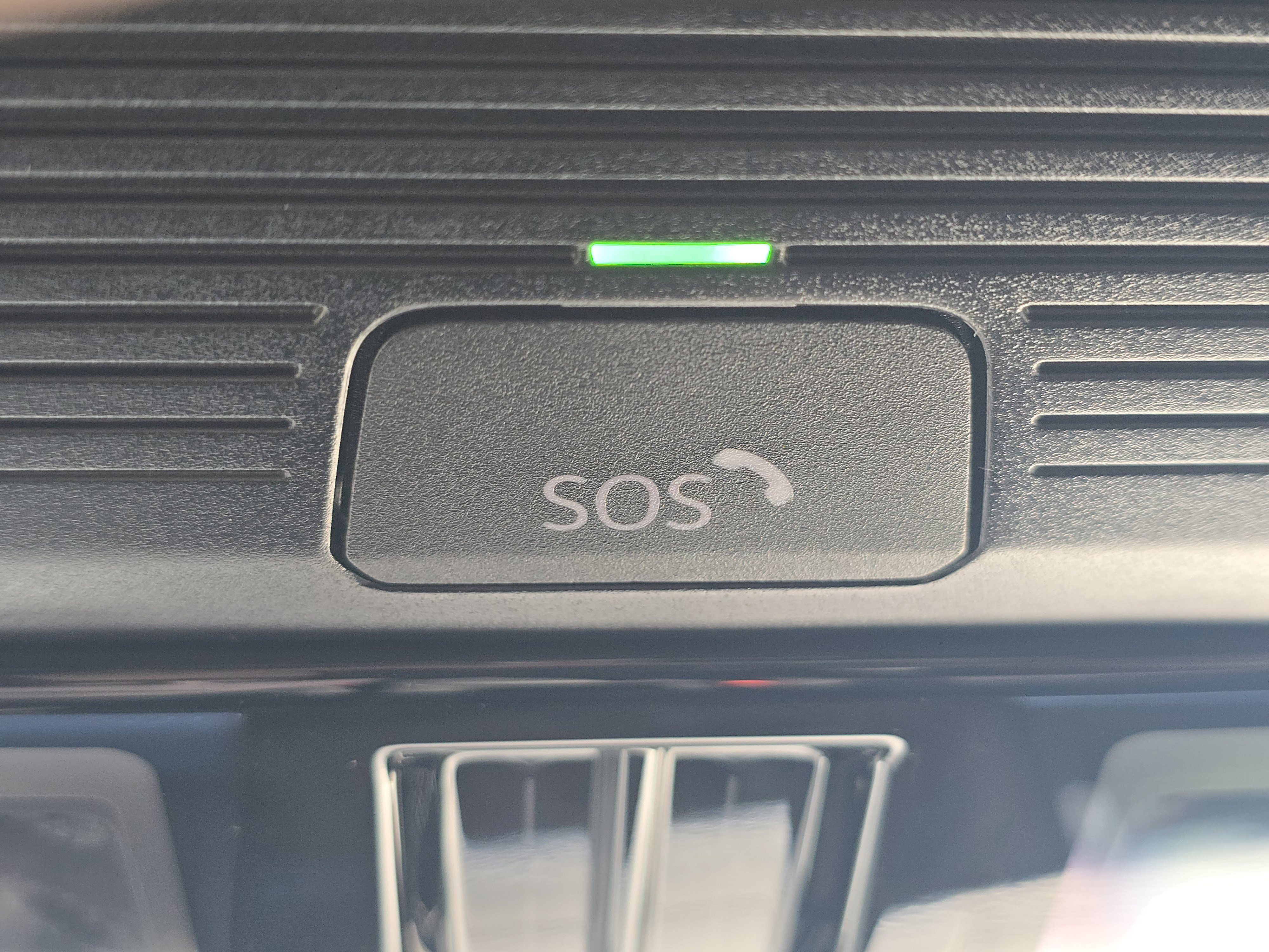 New 2026 Volkswagen Tiguan SE R-Line image 26