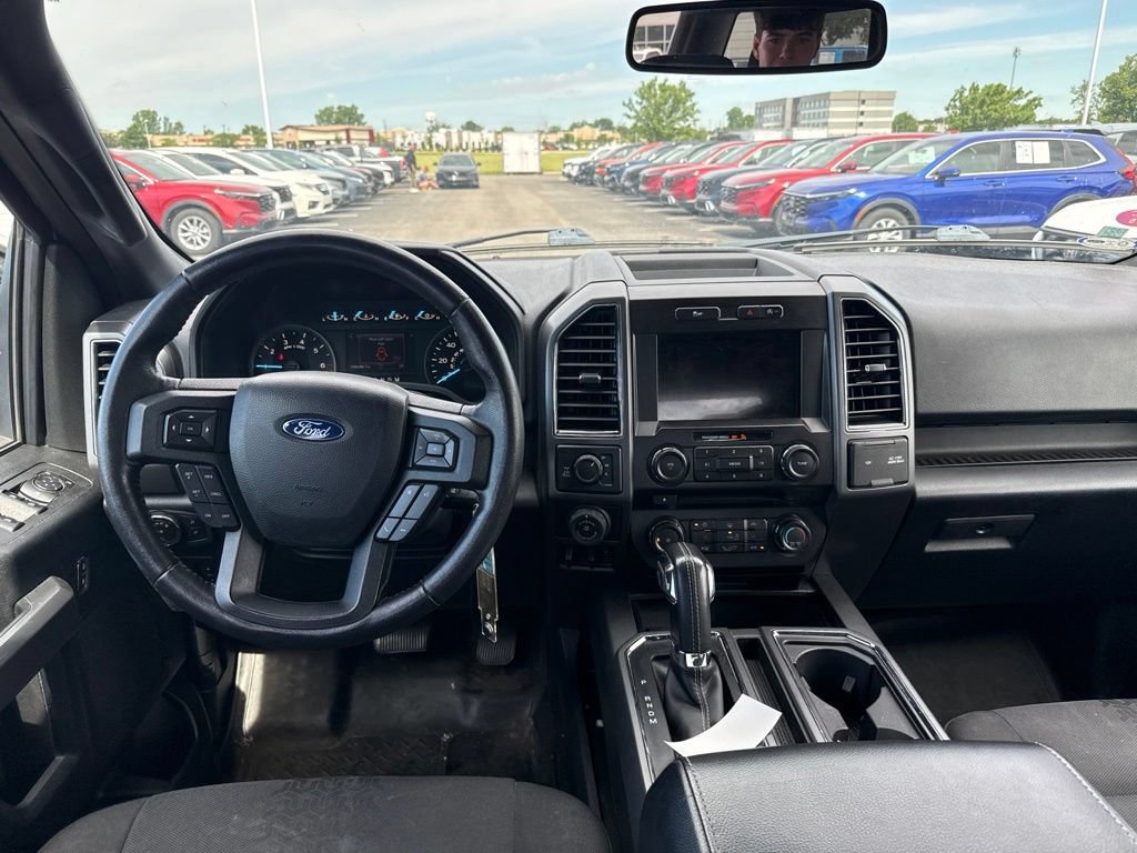 Used 2018 Ford F150 XLT w/ Equipment Group 302A Luxury AWD/4WD image 19