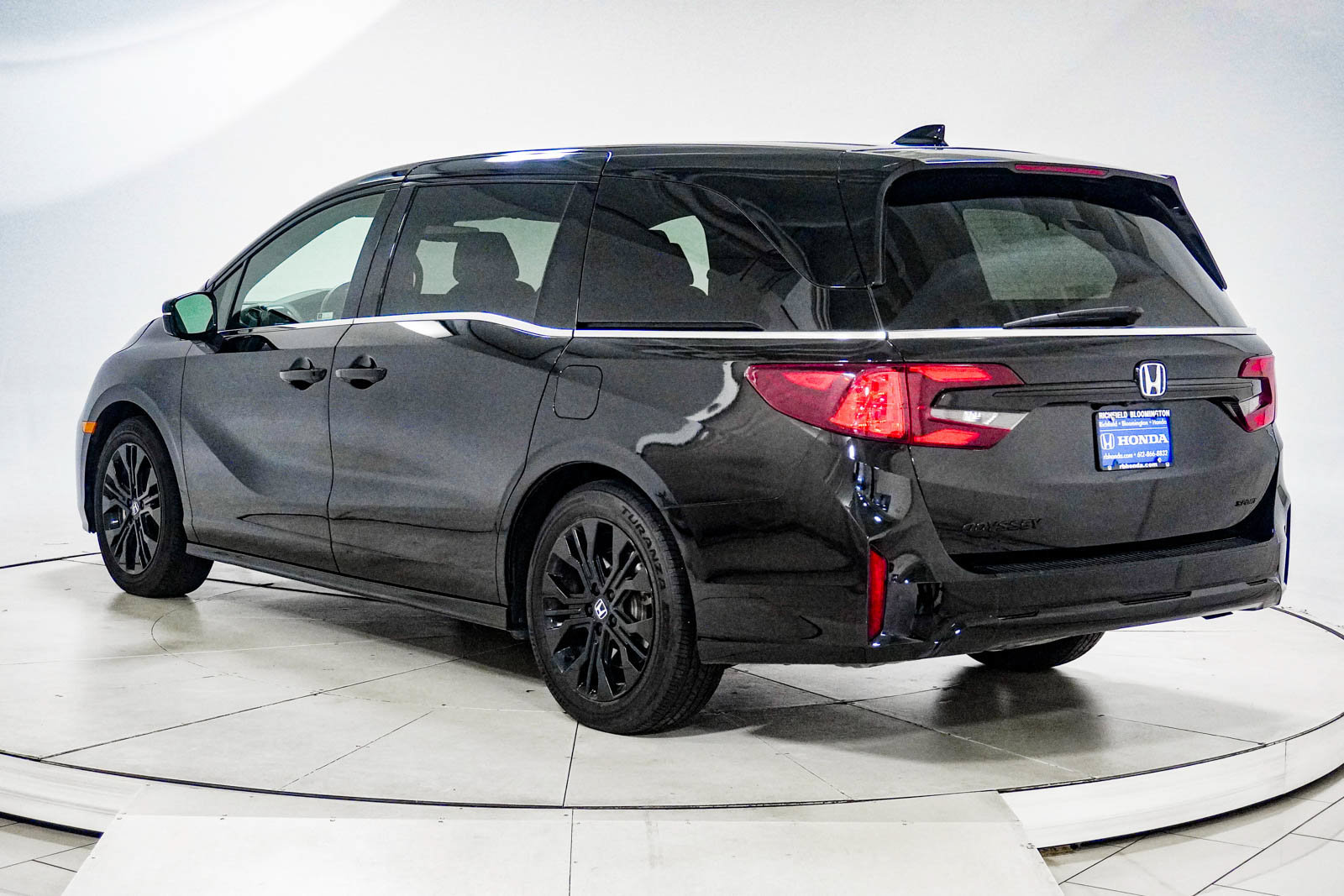 Used 2026 Honda Odyssey Sport-L image 6