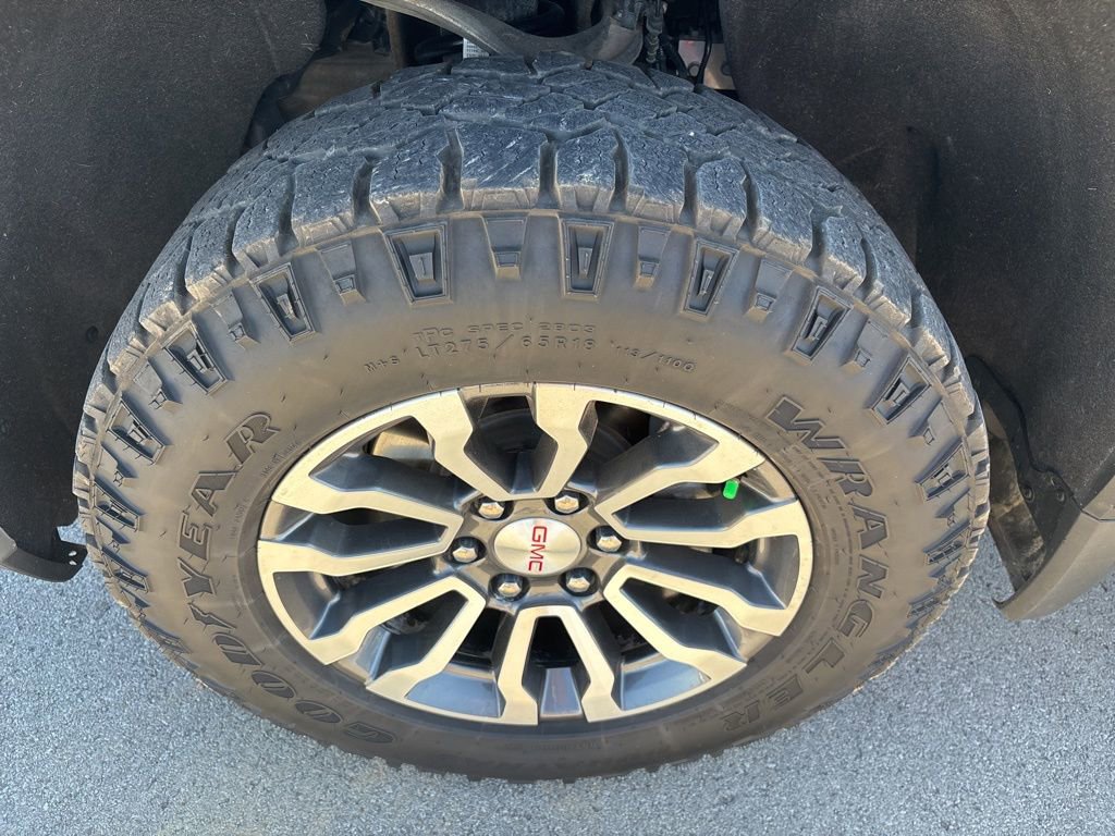 Used 2022 GMC Sierra 1500 AT4 w/ AT4 Premium Package image 12