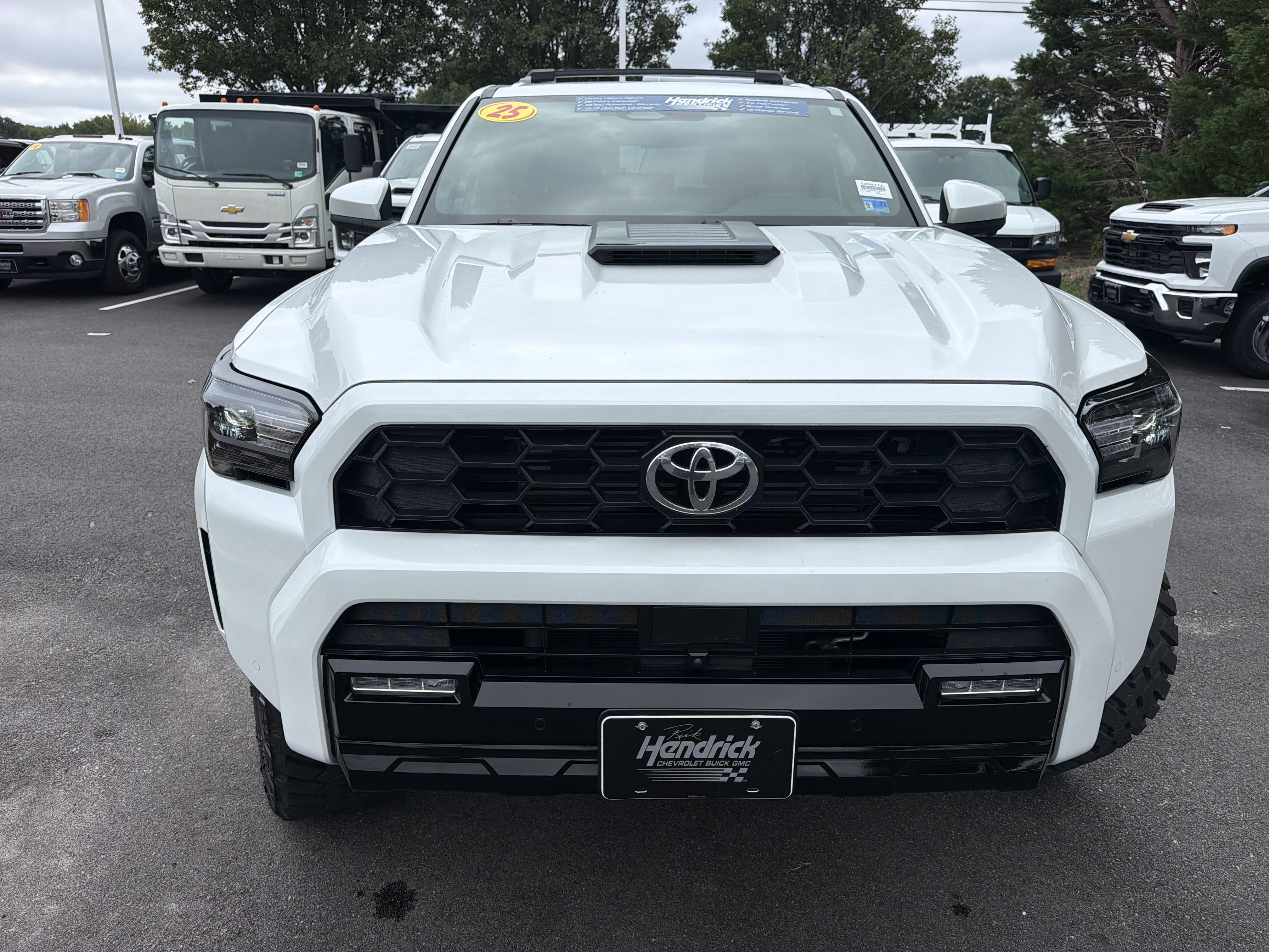 Used 2025 Toyota 4Runner TRD Sport Premium w/ Tow Technology Package AWD/4WD image 3