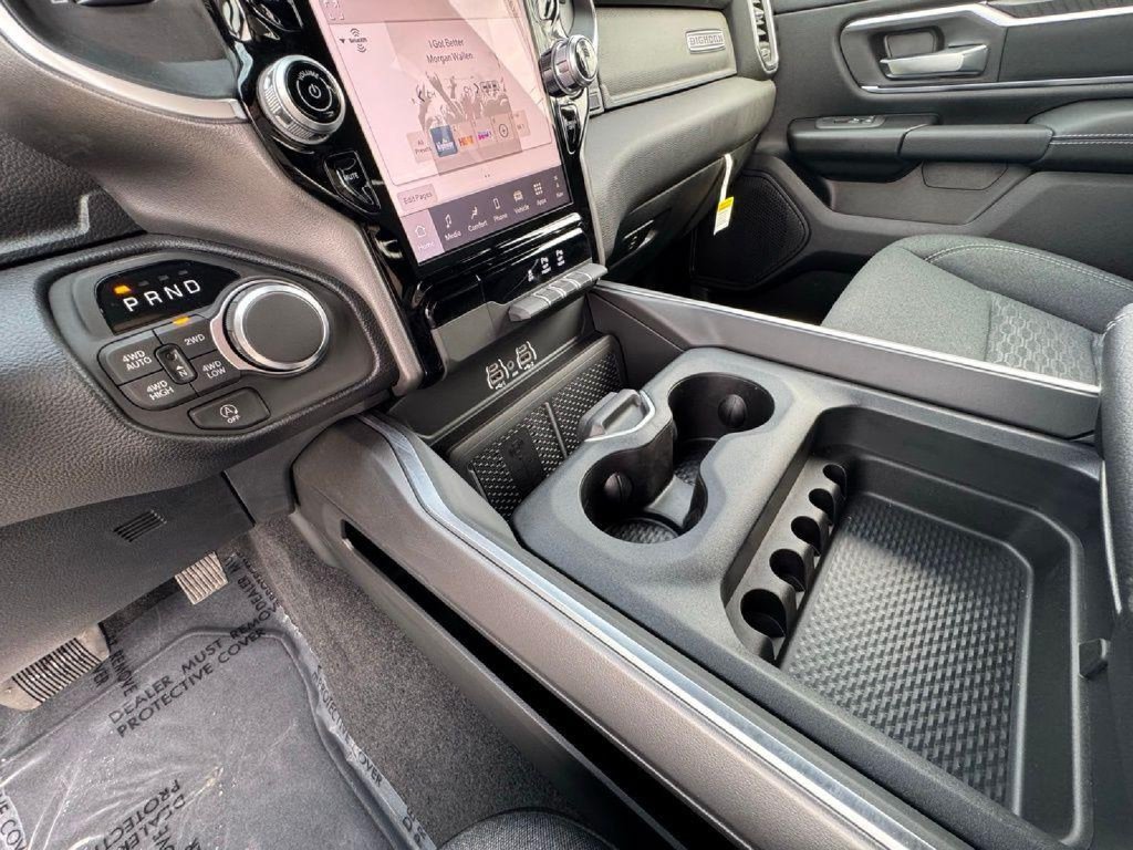 New 2026 RAM 1500 Big Horn AWD/4WD image 28