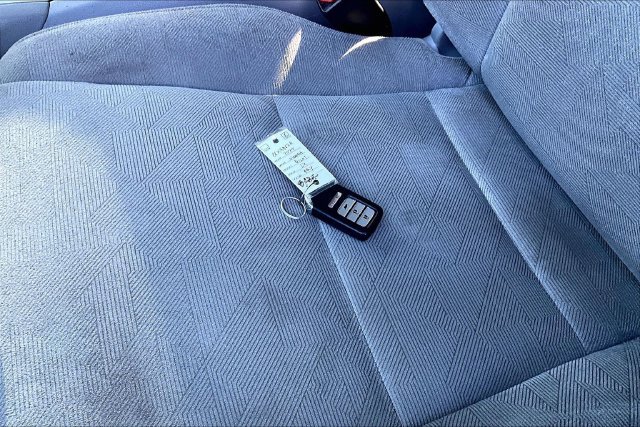 Used 2020 Honda Pilot LX image 11