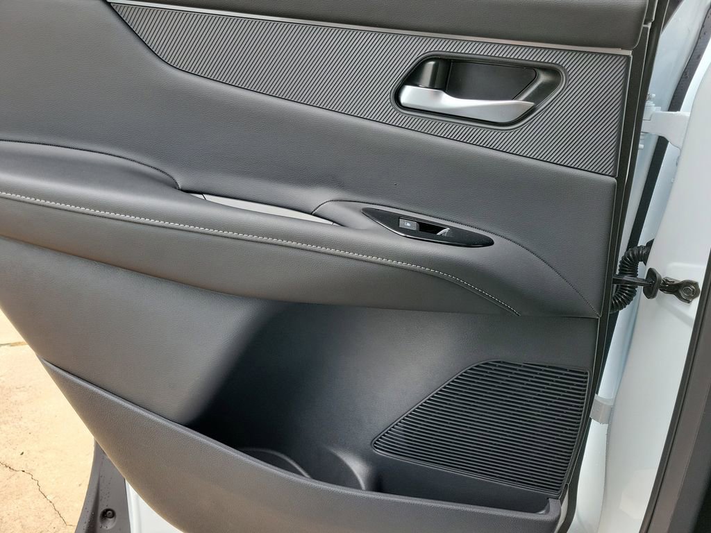 New 2026 Nissan Murano Platinum image 11