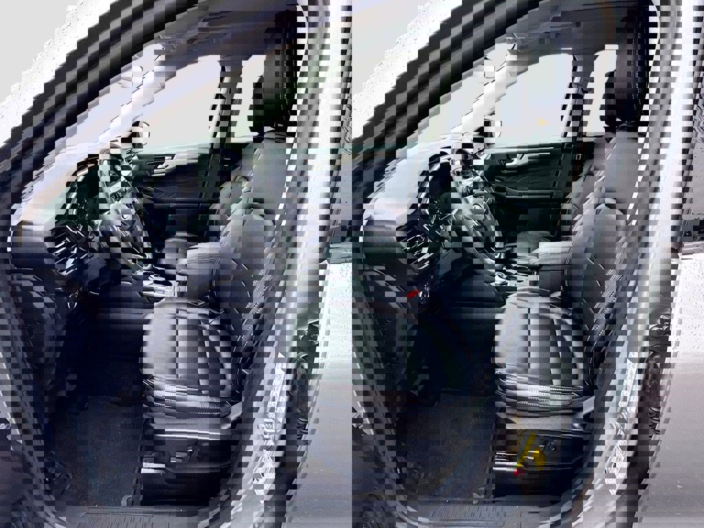 Used 2022 Ford Escape SEL image 30