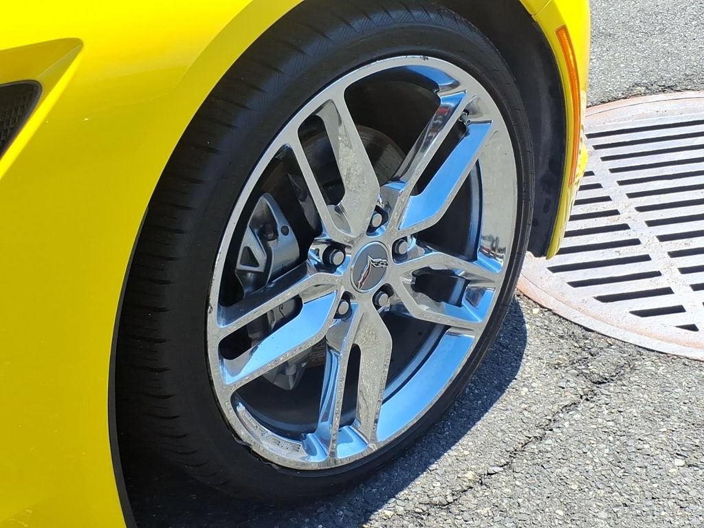 Used 2019 Chevrolet Corvette Stingray Convertible w/ 3LT Preferred Equipment Group RWD image 7