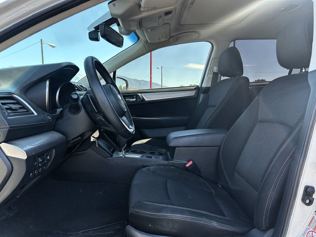 Used 2019 Subaru Outback 2.5i Premium w/ Popular Package #2 AWD/4WD image 24